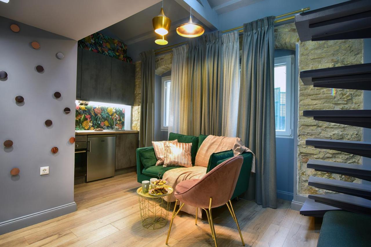 Queen 3 Apartment, In The Heart Of Corfu Historical Old Town Center Bagian luar foto